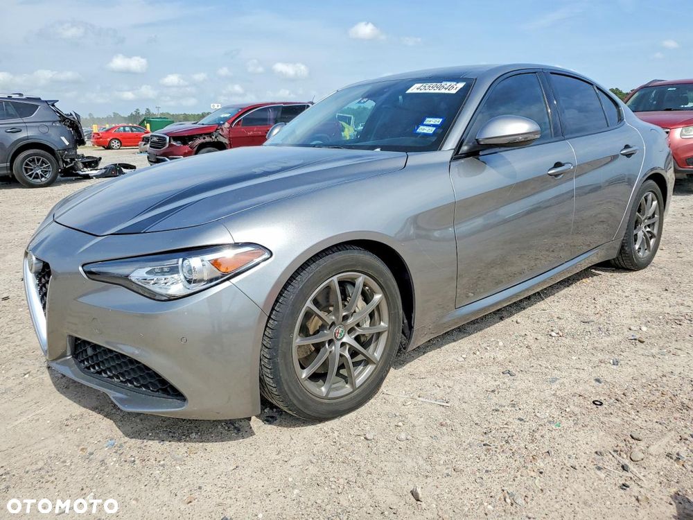 Alfa Romeo Giulia 2.0 Turbo 16V AT8-Q4 Veloce Ti - 1