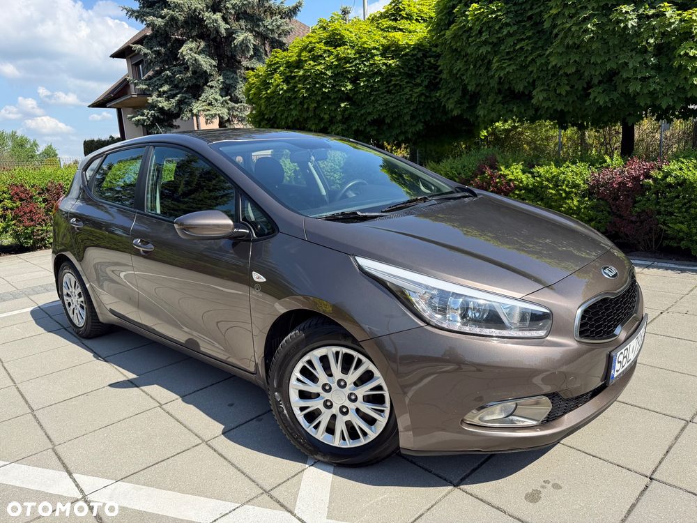 Kia Ceed 1.6 GDI Edition 7 - 10