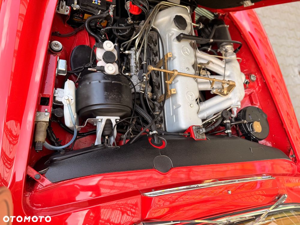 Mercedes-Benz SL - 10