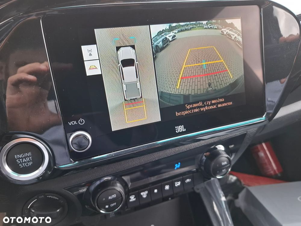 Toyota Hilux 2.8 D-4D Double Cab Invincible 4x4 - 6