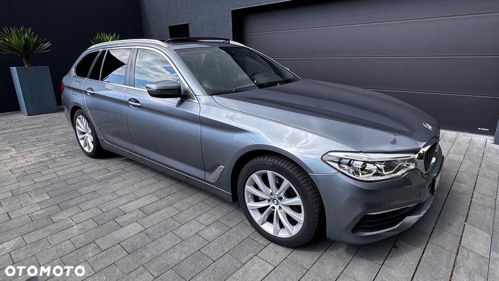 BMW Seria 5 520i - 1