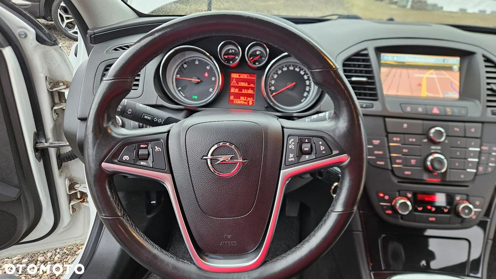 Opel Insignia 2.0 CDTI 150 Jahre - 17
