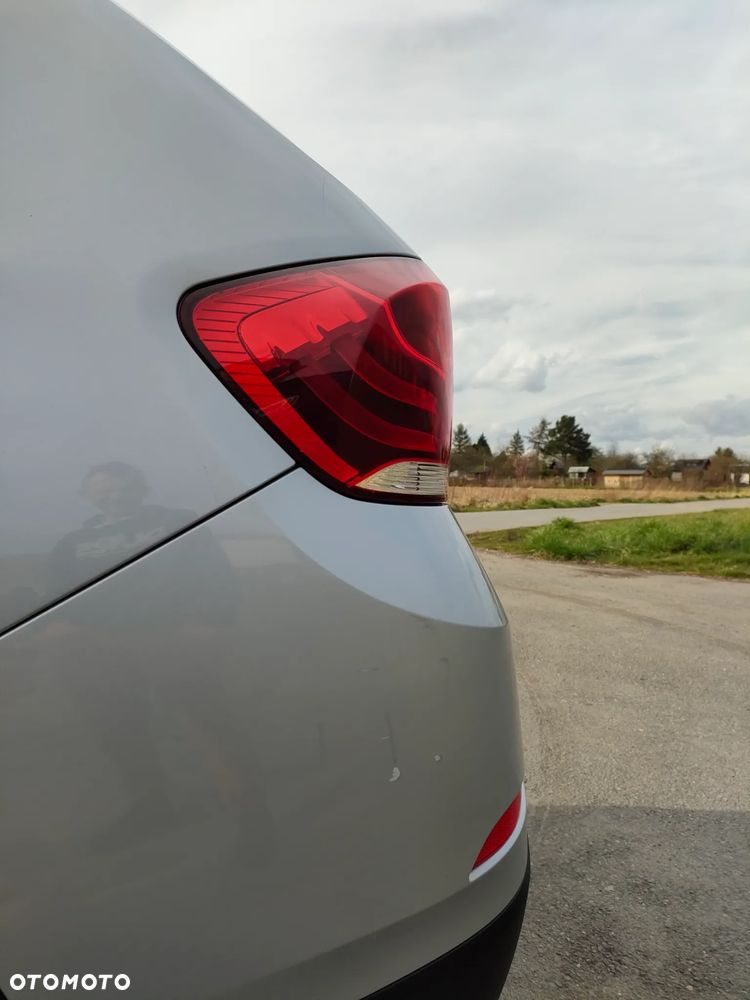 BMW X1 sDrive18i - 31