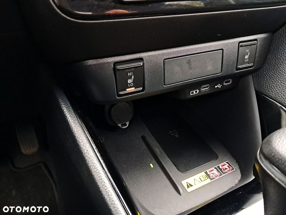 Toyota Yaris Hybrid 1.5 Style - 22