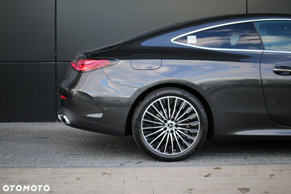 Mercedes-Benz CLE - 13