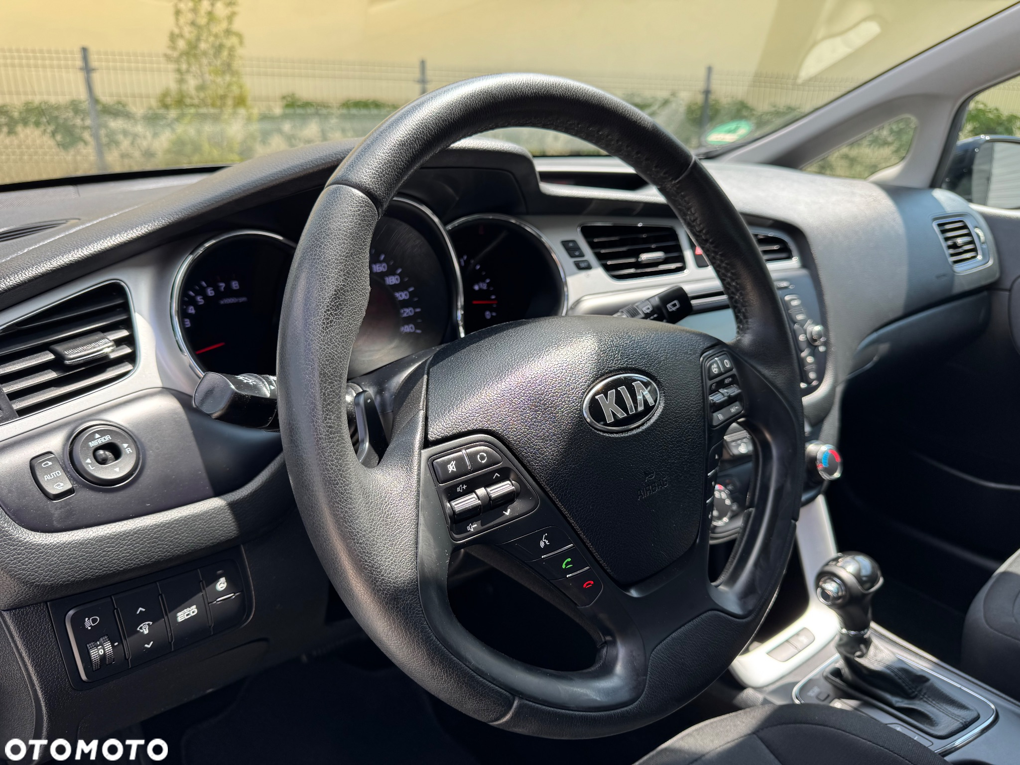Kia Ceed Cee'd 1.6 GDI L Business Line DCT - 12