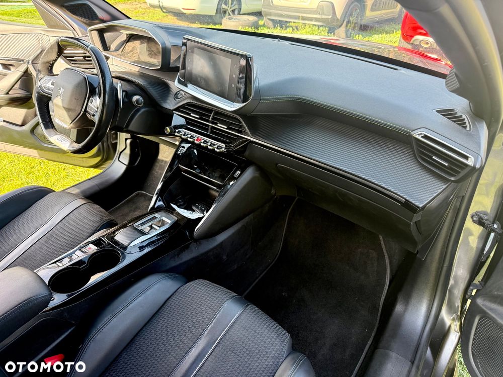 Peugeot 208 PureTech 130 EAT8 GT - 14
