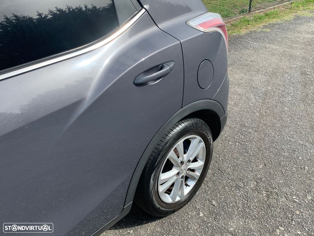 SsangYong Tivoli - 18