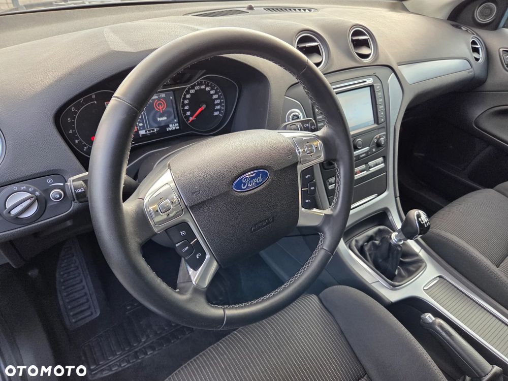 Ford Mondeo ver-1-6-ecoboost-start--stopp-business-edition - 12
