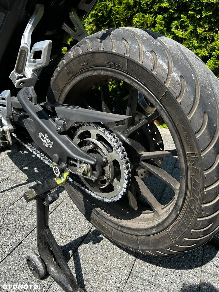 Yamaha R125 - 12