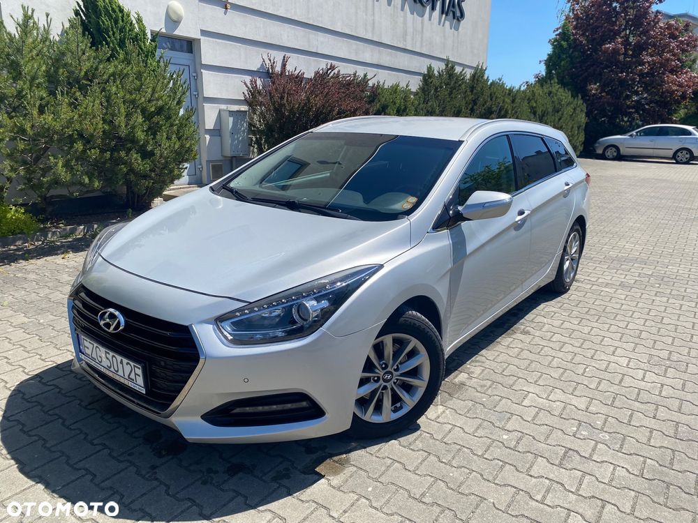 Hyundai i40 1.7 CRDi Comfort + - 1