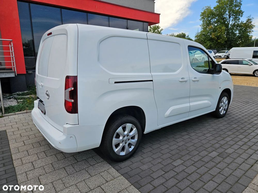 Opel Combo LONG 1.5 TURBO D - 4