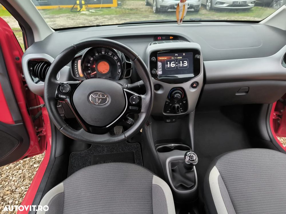 Toyota Aygo 1.0 VVY-I 5 usi X-connect - 6