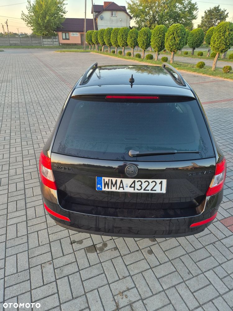 Skoda Octavia 1.6 TDI Ambition DSG - 12