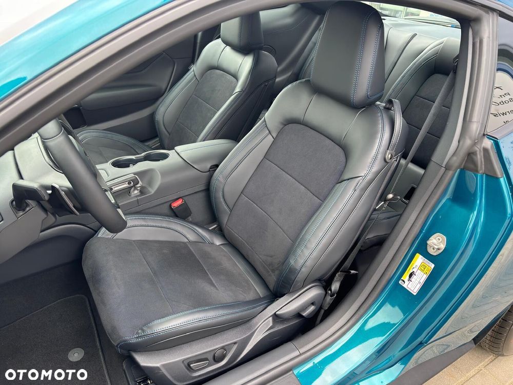 Ford Mustang - 18