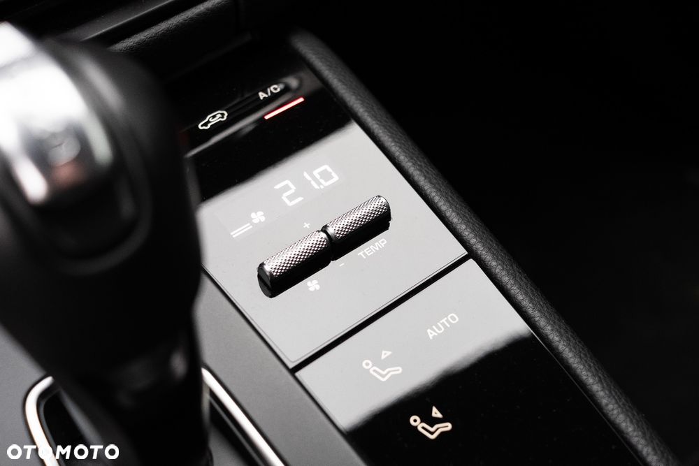 Porsche Macan S - 21