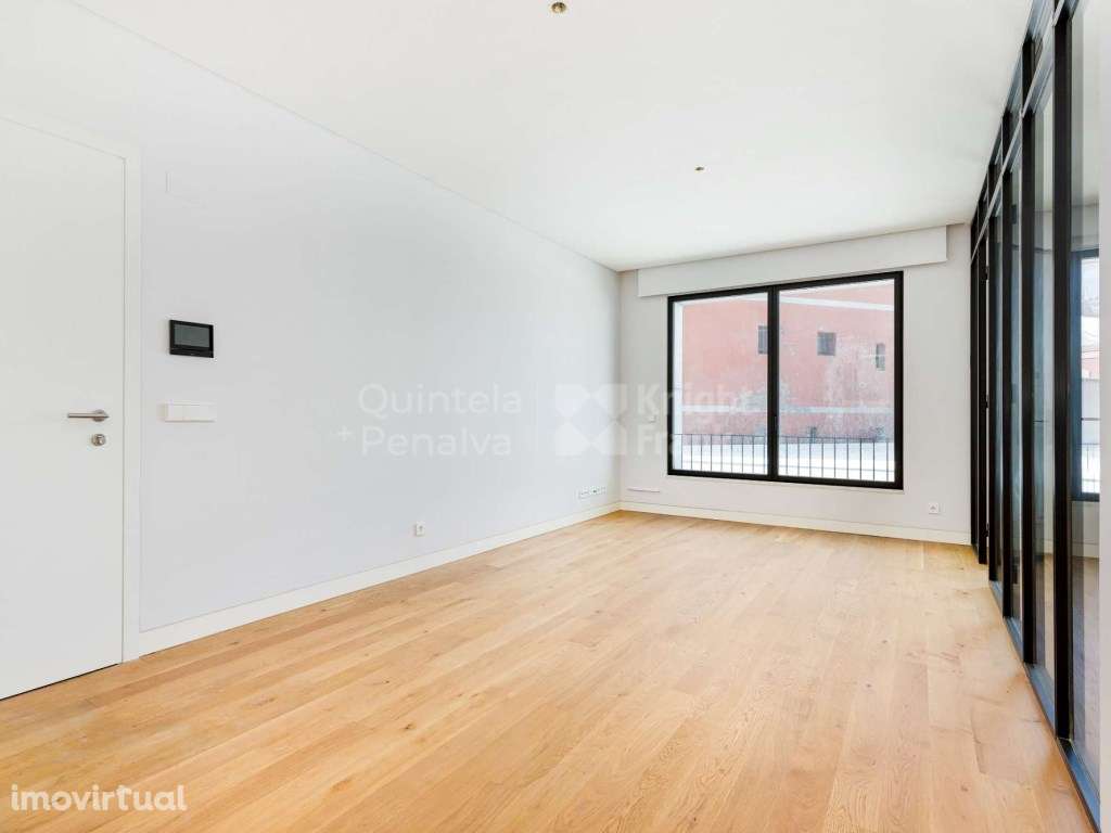 Apartamento T1 para arrendamento sem móveis em Santo António - Grande imagem: 3/25