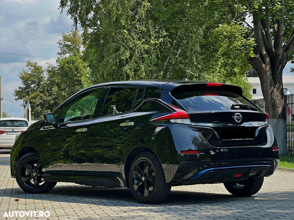 Nissan LEAF - 3