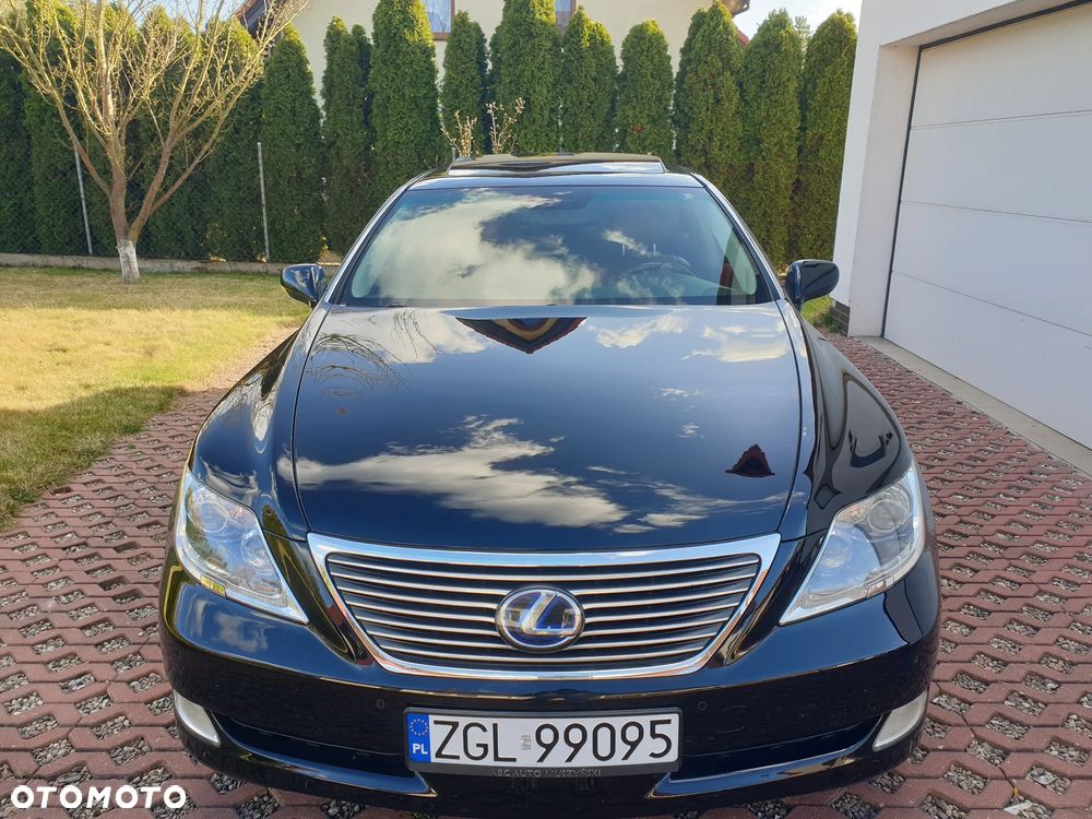 Lexus LS - 2
