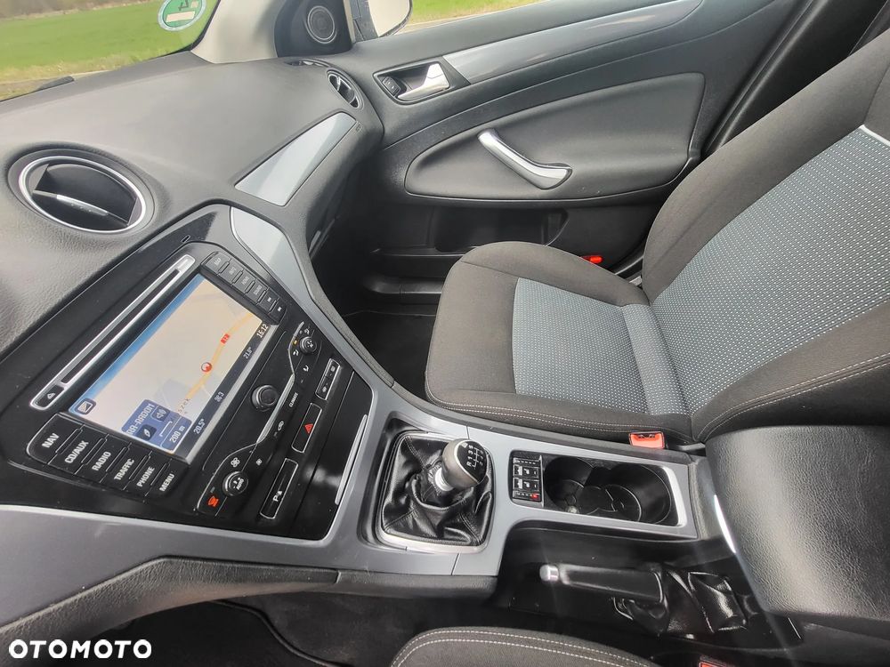 Ford Mondeo 2.0 TDCi Business Edition - 22