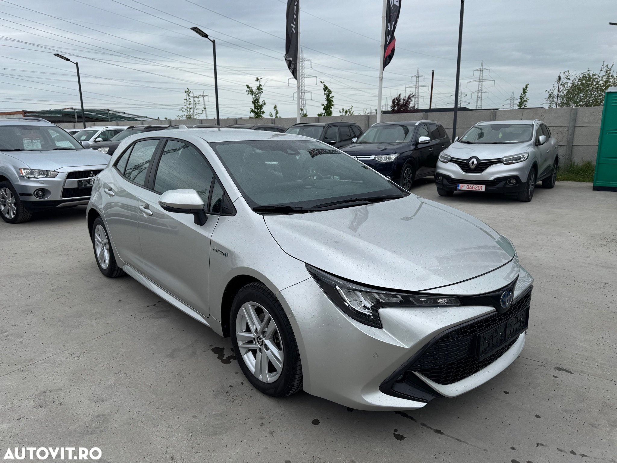 Toyota Corolla 1.8 HSD Business - 5