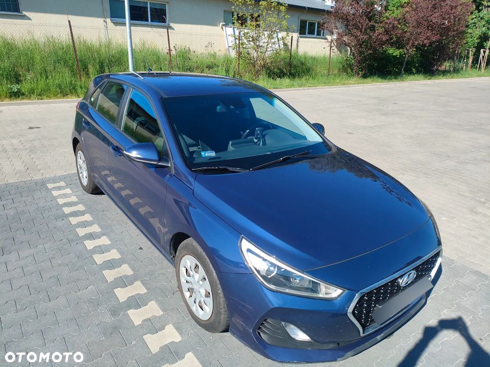 Hyundai i30 1.4 T-GDI Classic + DCT - 4