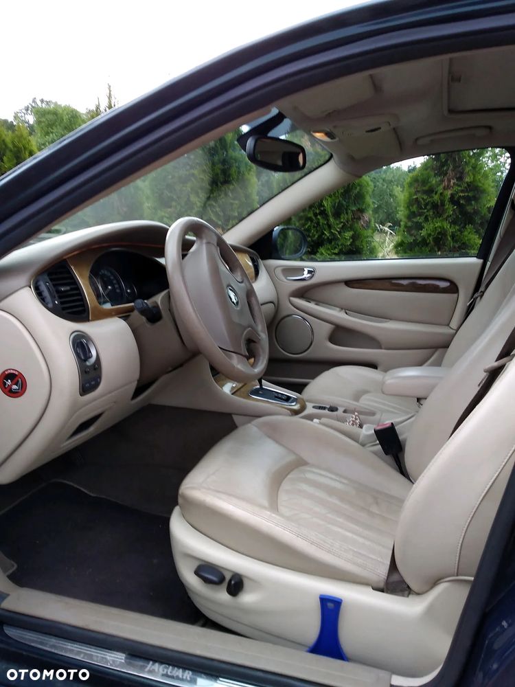 Jaguar X-Type 3.0 Sport - 12