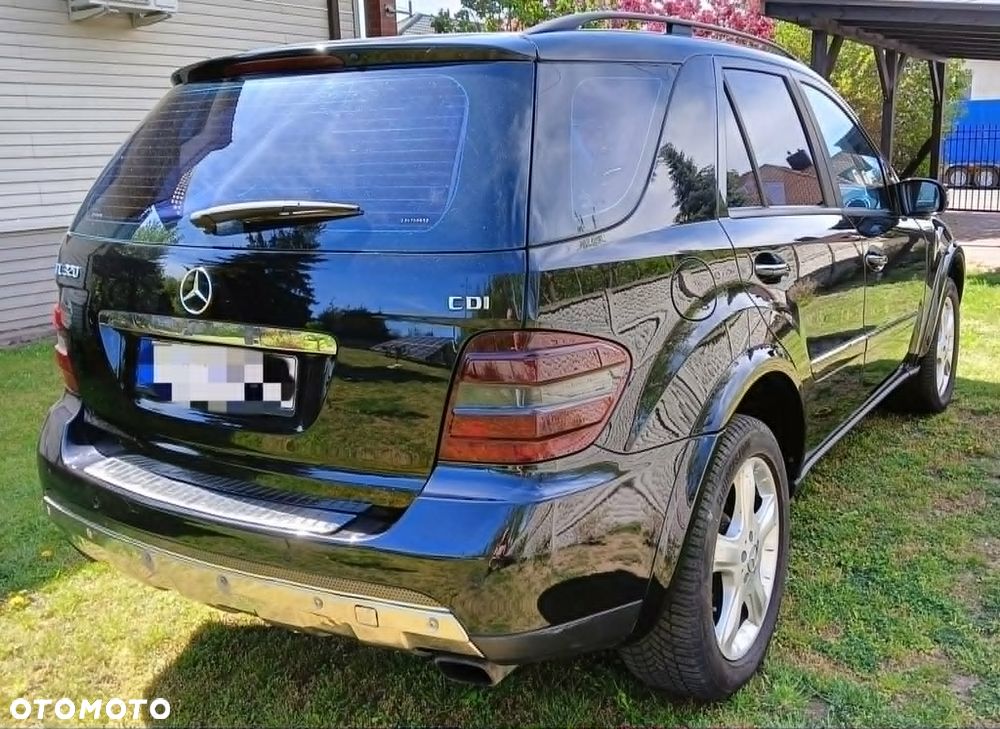 Mercedes-Benz ML - 4