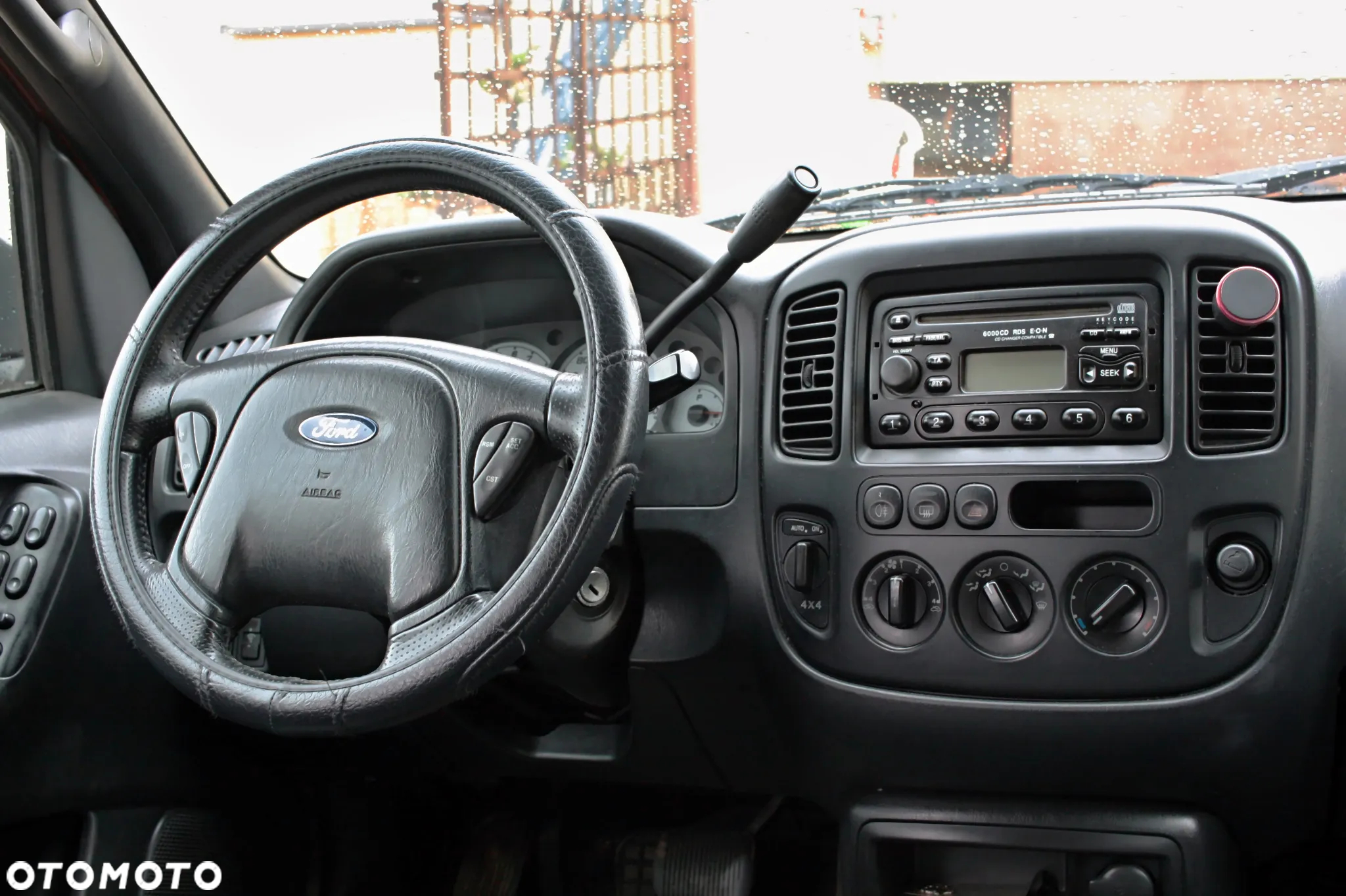 Ford Maverick 3.0 V6 Limited - 8