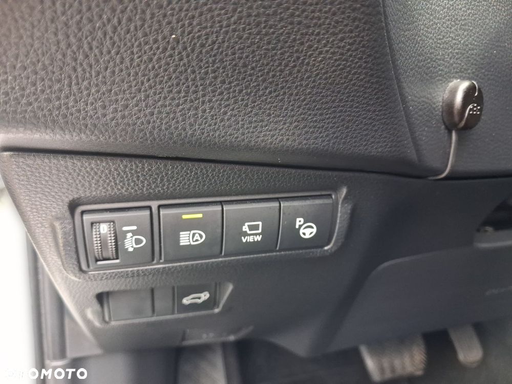 Toyota Corolla Cross 2.0 Hybrid Executive - 11