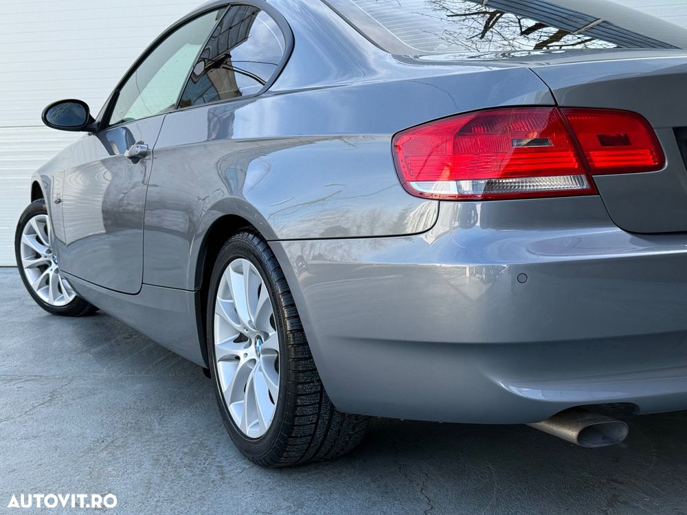 BMW Seria 3 320d DPF Aut. - 28