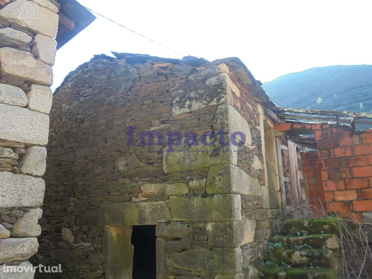 Moradia para restauro em Janarde, Arouca - Grande imagem: 2/3