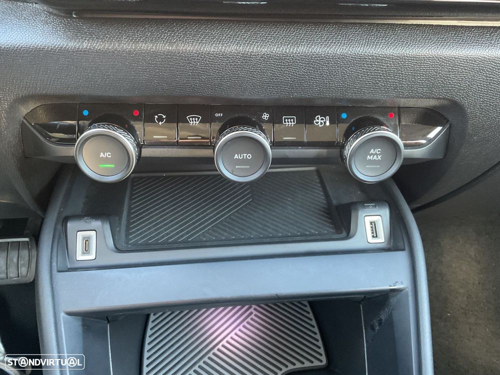 Citroën C4 1.5 BlueHDi Feel Pack EAT8 - 34