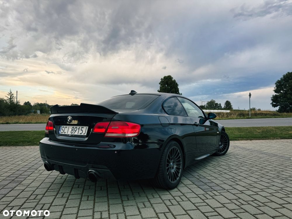 BMW Seria 3 330d xDrive - 5