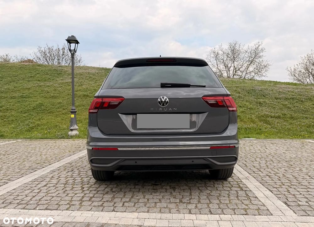 Volkswagen Tiguan 2.0 TDI SCR 4Mot Elegance DSG - 27