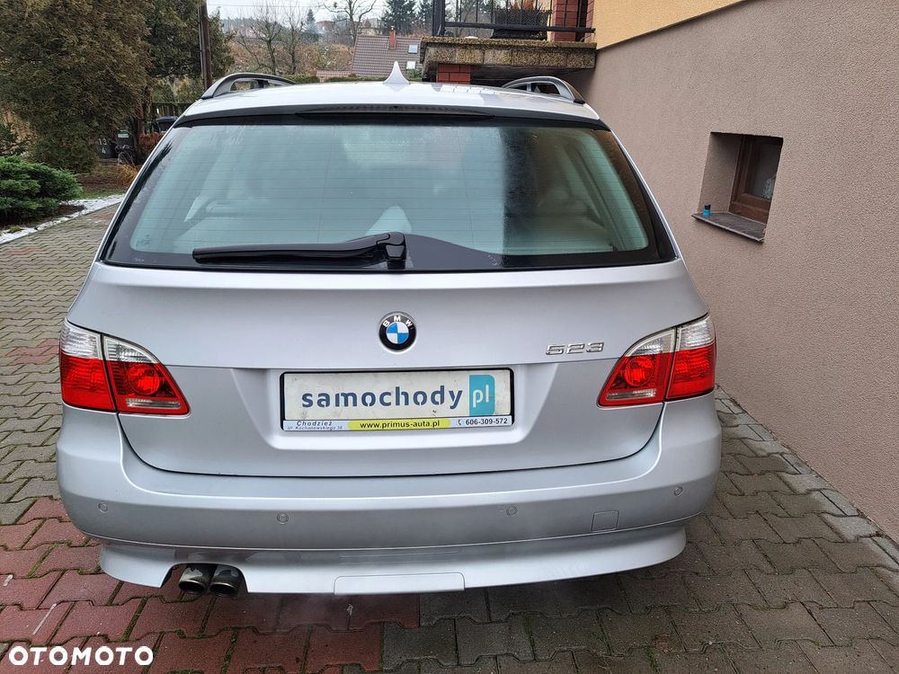 BMW Seria 5 523i Touring - 5