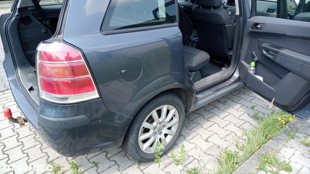 Opel Zafira 1.9 CDTI Elegance - 15