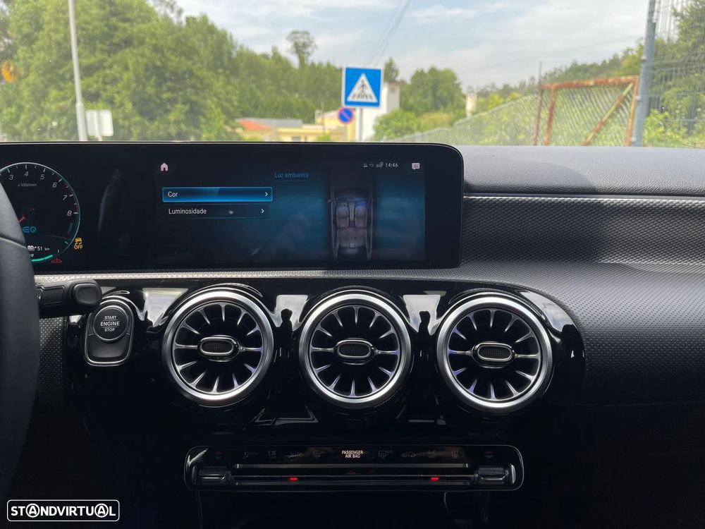 Mercedes-Benz A 250 e Progressive - 25