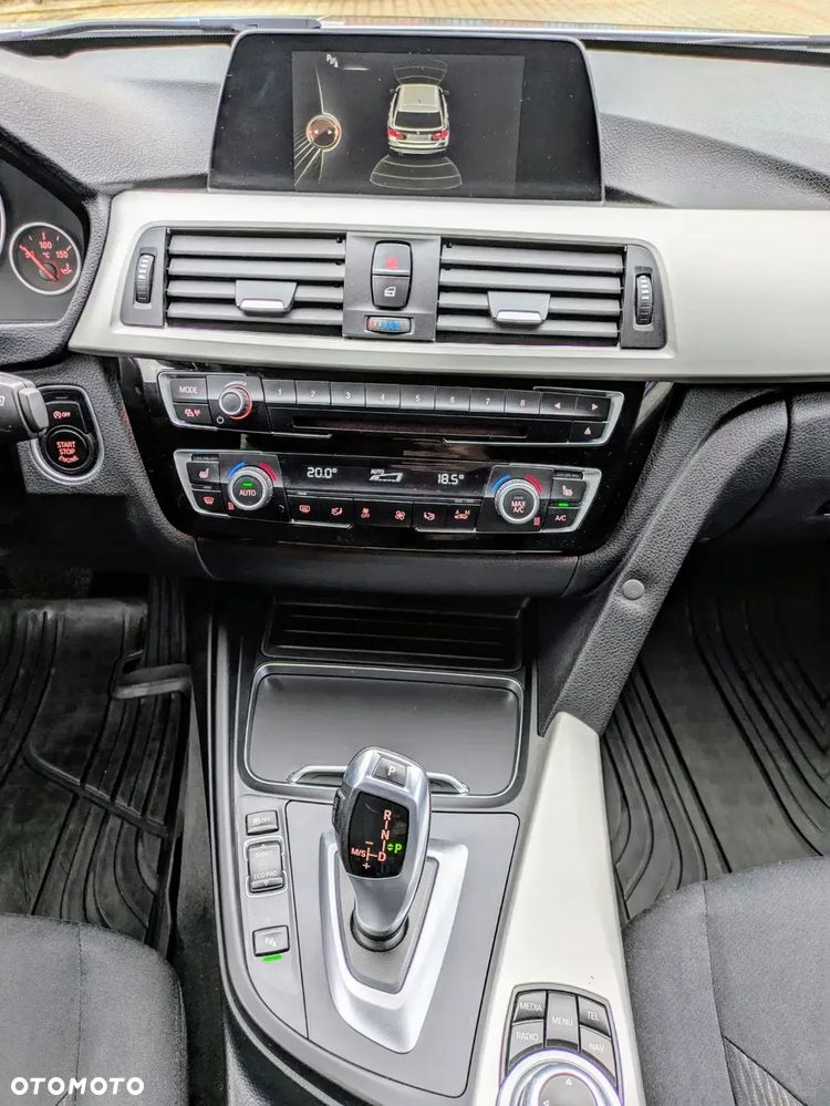 BMW Seria 3 318d - 7