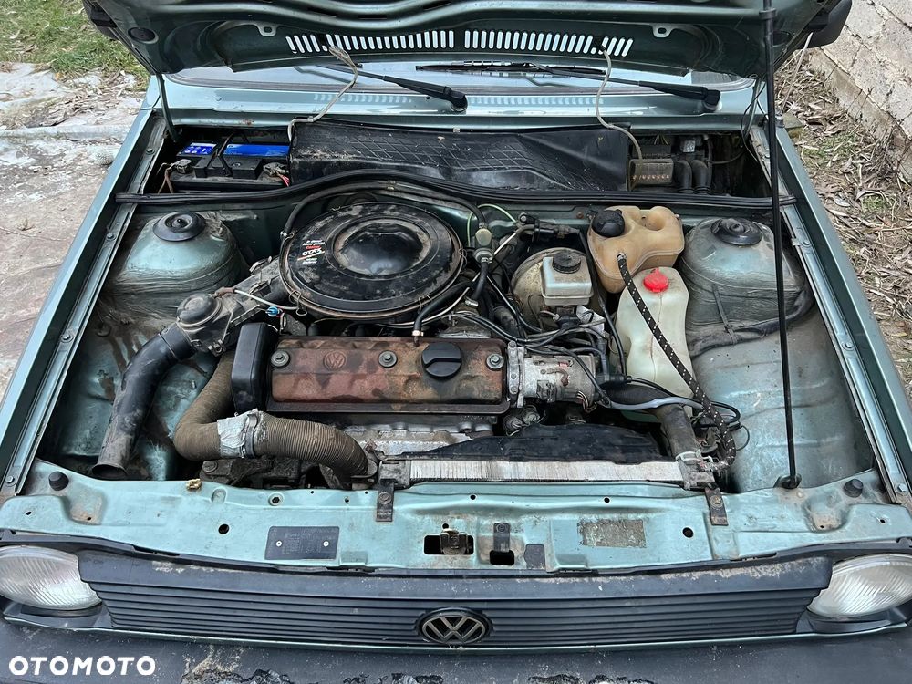 Volkswagen Polo - 11