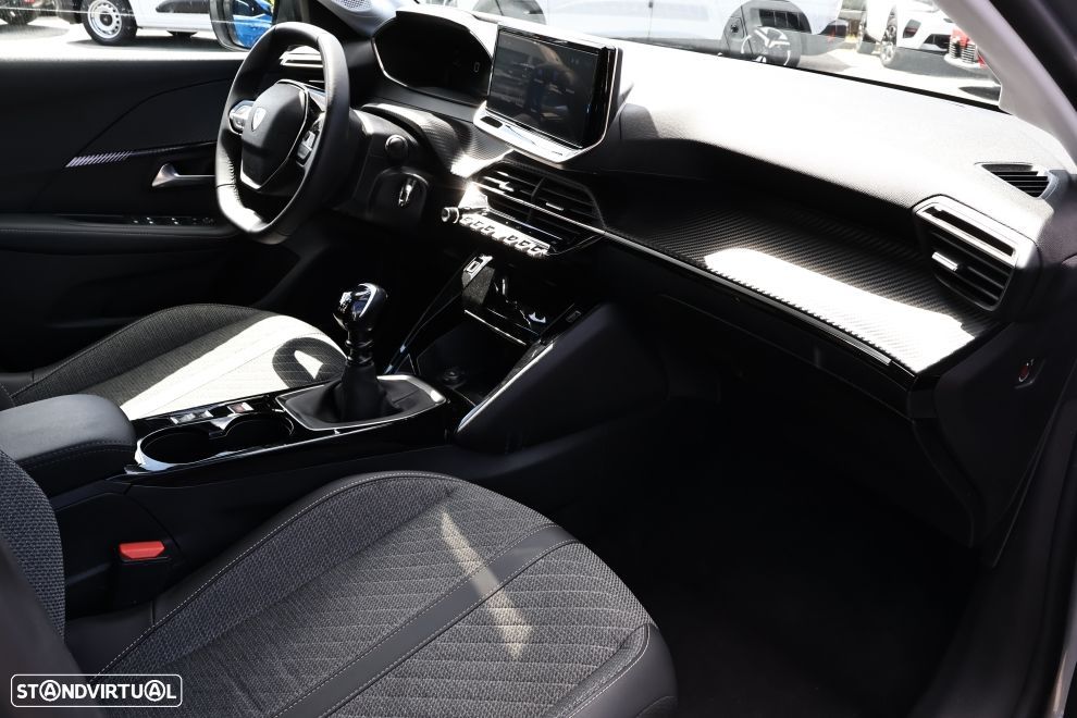 Peugeot 208 1.2 PureTech Allure - 13