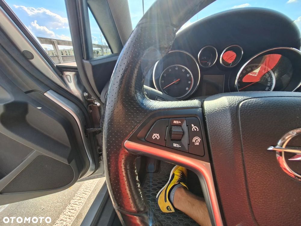 Opel Astra 1.4 Essentia - 20
