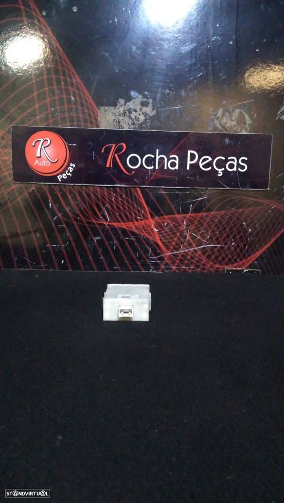 Centralina Do Fecho Central Toyota Avensis (_T25_) - 1