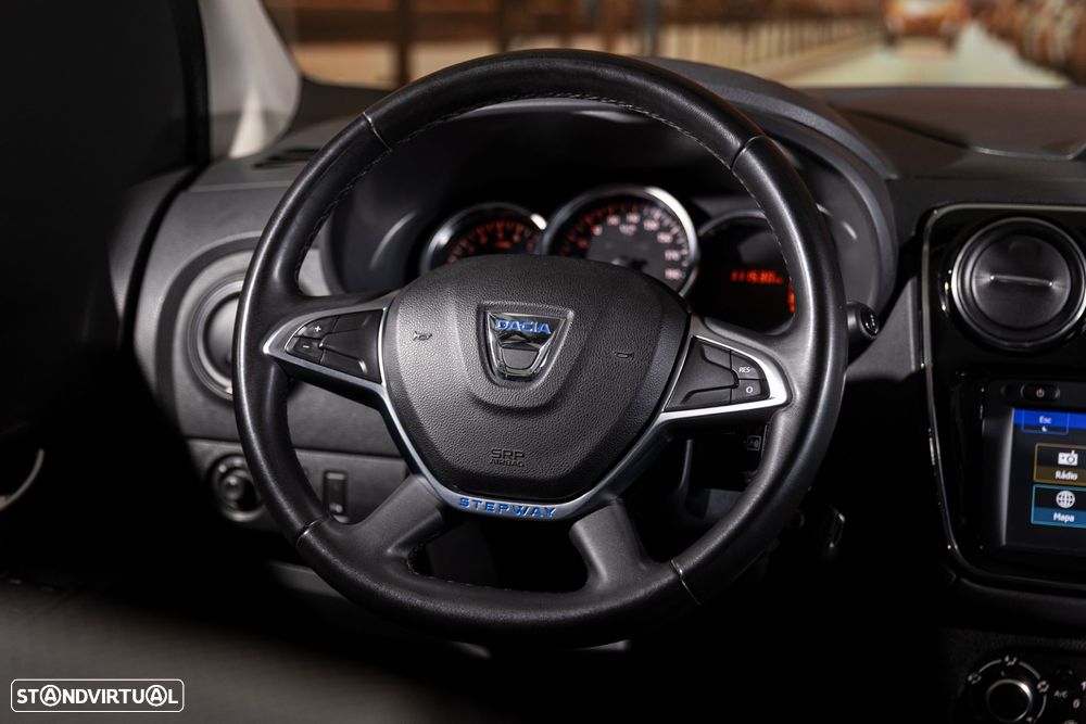 Dacia Lodgy 1.5 dCi Stepway 7L - 15