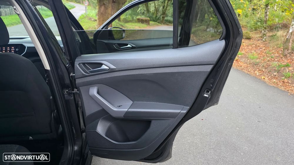 VW T-Cross - 21