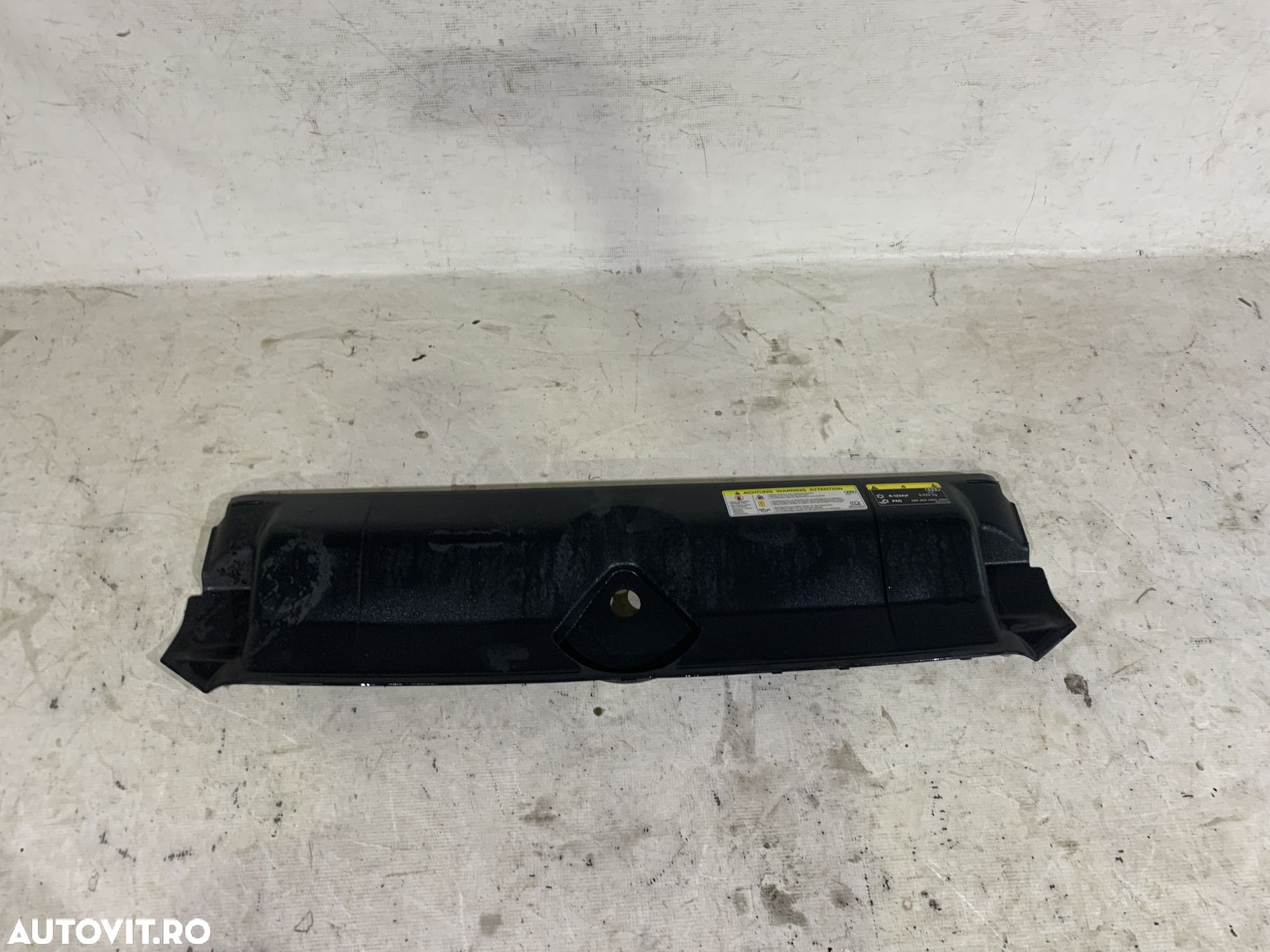 Inchidere bara superioara, Audi A5, 2017, 2018, 2019, 2020, cod origine OE 8W6807081B. - 1