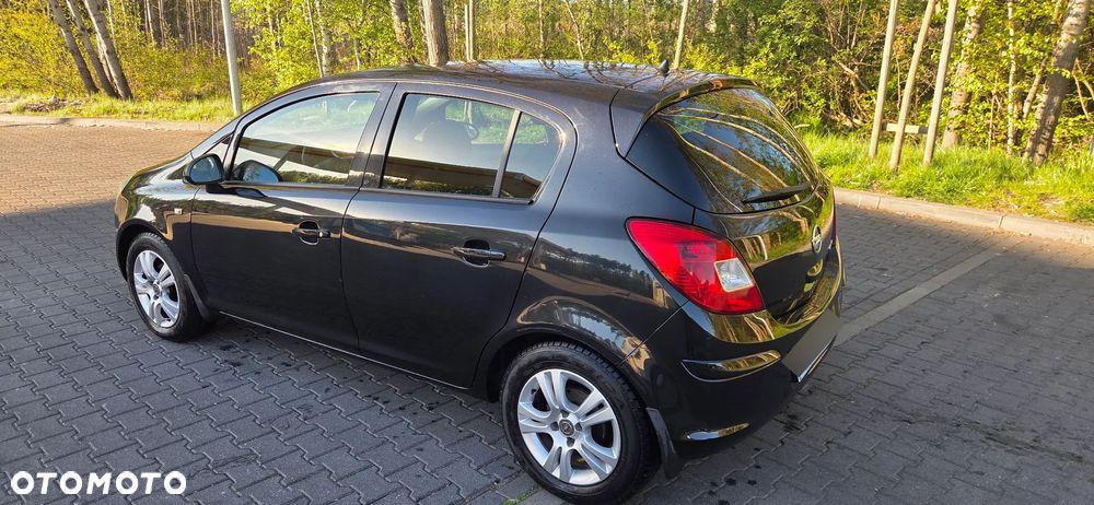 Opel Corsa 1.4 16V Enjoy - 4