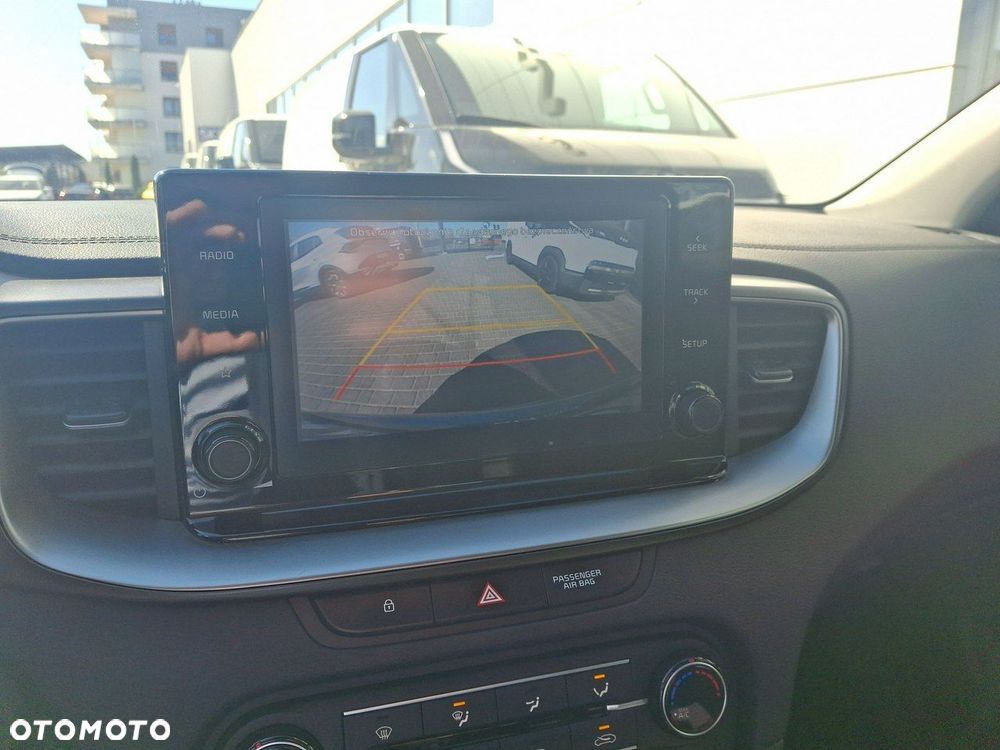 Kia XCeed 1.5 T-GDI M - 18