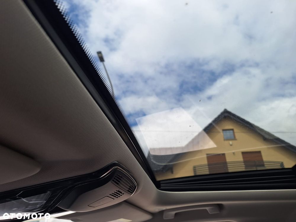 BMW Seria 3 320d xDrive MHEV Luxury Line - 19