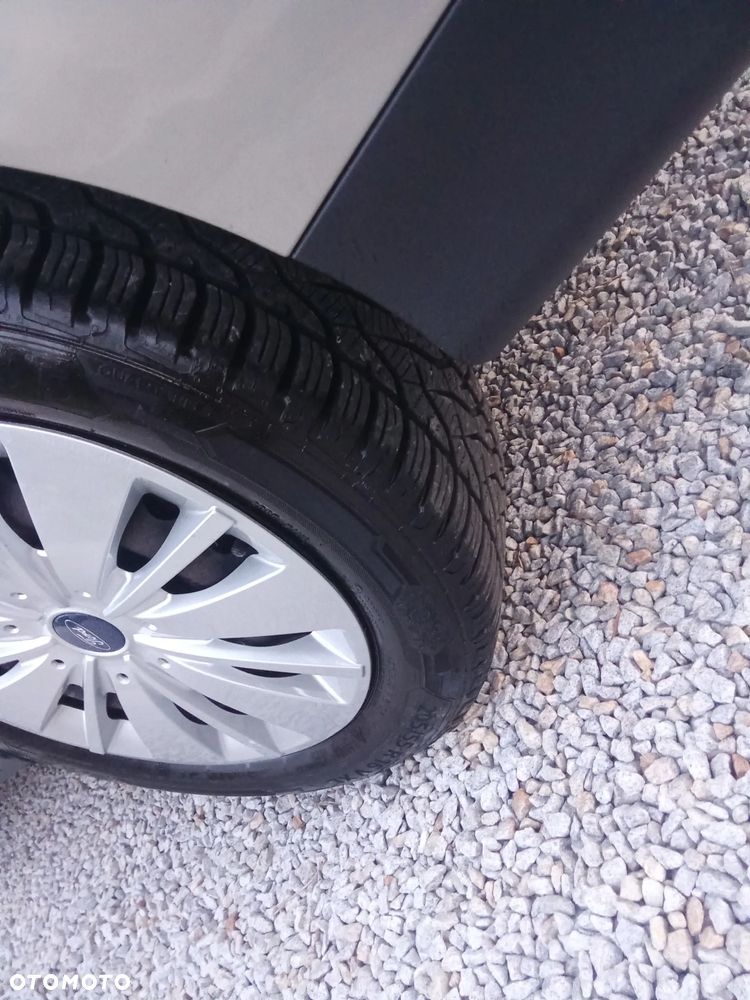 Ford Focus 1.0 EcoBoost Edition - 32